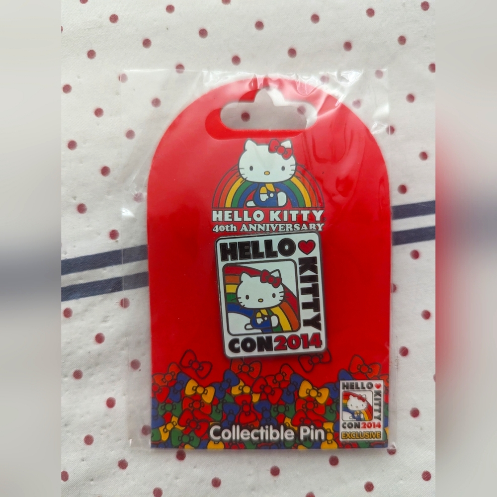 NIP Hello Kitty pin